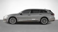 Graphitegrau metallic Gebraucht 2025 Skoda Superb LAURIN & KLEMENT Kombi | 49.950 €