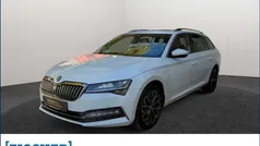 Weiss Gebraucht 2022 Skoda Superb LAURIN & KLEMENT Kombi | 32.770 € (Fairer Preis)