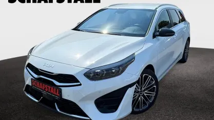 Gebraucht Kia Ceed Sportswagon GT-Line 160 PS (117 kW) 2023 Deluxe white Kombi