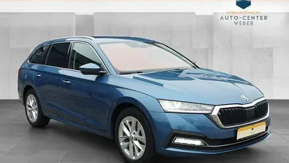 Gebraucht Skoda Octavia Ambition 150 PS (110 kW) 2020 Blau Kombi