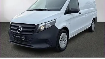 Gebraucht Mercedes Vito 163 PS (119 kW) 2024 Weiß Van
