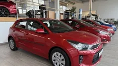 Rot Gebraucht 2019 Kia Rio Attract Kleinwagen | 12.690 € (Fairer Preis)
