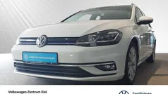 Weiß Gebraucht 2020 VW Golf VII Highline Kombi | 18.980 € (Fairer Preis)