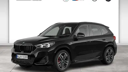 Schwarz Gebraucht 2025 BMW X1 Luxury Line SUV | 52.890 € (Fairer Preis)