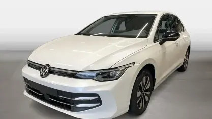 Gebraucht VW Golf VIII Goal 150 PS (110 kW) 2025 Weiß Limousine