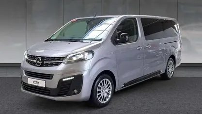 Kontrast grau/ quarz silber Gebraucht 2023 Opel Zafira Life Edition Van / Kleinbus | 30.840 € (Guter Preis)