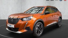 Orangeschwarz Gebraucht 2023 Peugeot 2008 Allure SUV | 19.490 € (Fairer Preis)