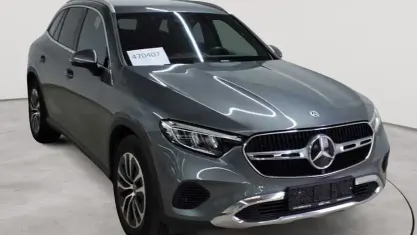 Gebraucht Mercedes GLC220 Advanced 197 PS (144 kW) 2023 Selenitgrau metallic SUV