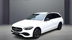 Unilack polarweiß Gebraucht 2022 Mercedes C200 Avantgarde Kombi | 30.770 € (Fairer Preis)