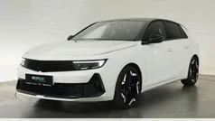 Weiss Gebraucht 2023 Opel Astra GSe Limousine | 28.324 € (Fairer Preis)