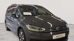 Delfingrau metallic Gebraucht 2024 VW Touran Goal Van / Kleinbus | 33.290 € (Fairer Preis)