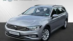 Gebraucht 2022 VW Passat Business Kombi | 21.290 € (Guter Preis)