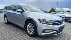 Silber Gebraucht 2023 VW Passat Business Kombi | 25.970 € (Guter Preis)