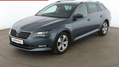 Używany Skoda Superb Style 150 KM (110 kW) 2018 Szary Kombi