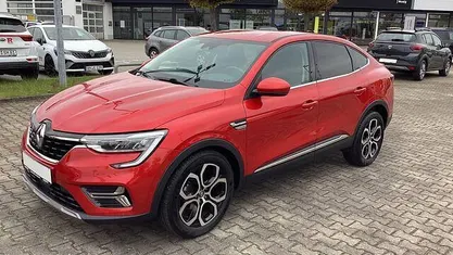 Second-hand Renault Arkana Intens 140 CP (102 kW) 2022 Roșu SUV