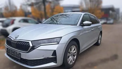 Gebraucht 2025 Skoda Octavia Selection Kombi | 28.490 € (Superpreis)