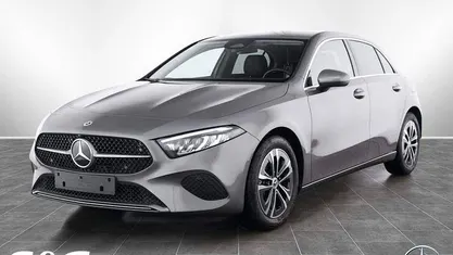 Gebraucht 2024 Mercedes A180 Progressive Limousine | 28.477 € (Fairer Preis)