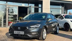 Grau Gebraucht 2024 Seat Leon FR Limousine | 26.700 € (Fairer Preis)
