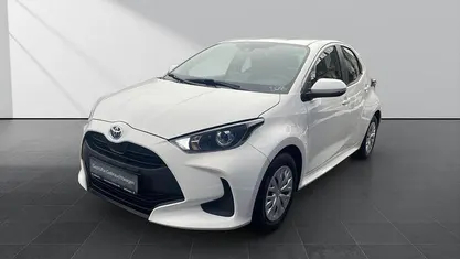 Gebraucht 2022 Toyota Yaris Hybrid Comfort Kleinwagen | 17.990 € (Fairer Preis)