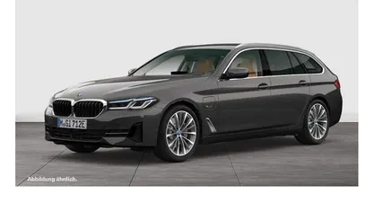 Gebraucht BMW 530e Sport Line 184 PS (135 kW) 2022 Grau Kombi