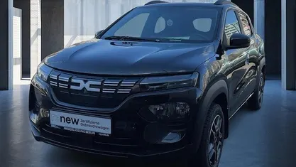 Gebraucht Dacia Spring Essentiel 33 kW (45 PS) 2023 Magmaschwarz Kleinwagen