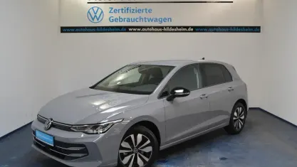 Gebraucht VW Golf VIII Goal 116 PS (85 kW) 2025 Grau Limousine