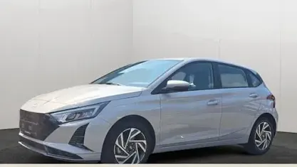 Usata Hyundai i20 Comfort 101 CV (74 kW) 2025 Grigio Berlina