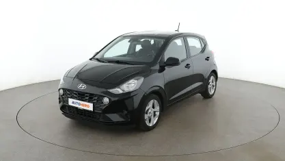 Gebraucht Hyundai i10 Trend 67 PS (49 kW) 2022 Schwarz Kleinwagen