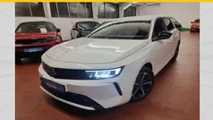 Weiß Gebraucht 2024 Opel Astra Edition Limousine | 19.980 € (Superpreis)