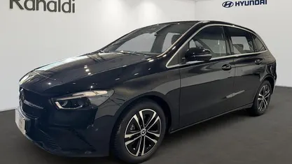 Gebraucht 2023 Mercedes B200 Van / Kleinbus | 28.990 € (Fairer Preis)