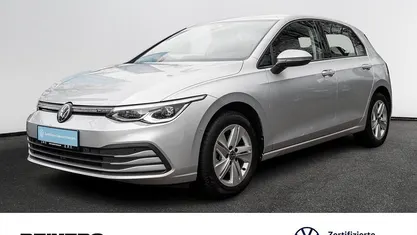 Gebraucht VW Golf VIII Life 116 PS (85 kW) 2022 Silber Limousine