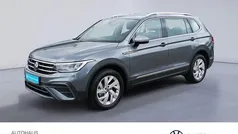 Platinum grey metallic Gebraucht 2024 VW Tiguan Allspace Life SUV | 36.950 € (Guter Preis)