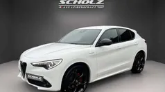 Weiß Gebraucht 2022 Alfa Romeo Stelvio Veloce SUV | 39.900 € (Fairer Preis)