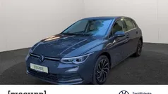 Gebraucht 2024 VW Golf VIII Style Limousine | 30.440 € (Guter Preis)