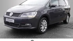 Grau Gebraucht 2022 VW Sharan Highline Van / Kleinbus | 35.444 € (Fairer Preis)