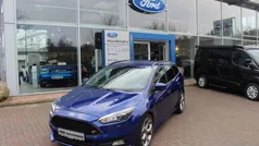 Indicblau (metallic) Gebraucht 2017 Ford Focus ST Limousine | 14.750 € (Fairer Preis)