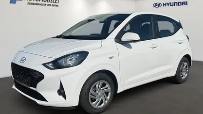 Gebraucht Hyundai i10 Select 63 PS (46 kW) 2024 Weiß Kleinwagen