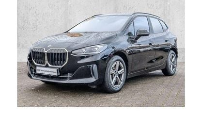 Używany BMW 218 Efficient Dynamics 136 KM (100 kW) 2022 Czarny Minivan