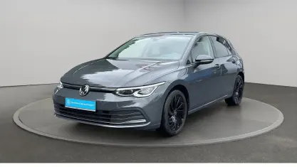 Gebraucht VW Golf VIII Style 150 PS (110 kW) 2021 Grau Limousine