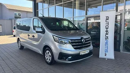 Gebraucht 2022 Renault Trafic Van / Kleinbus | 29.000 € (Fairer Preis)