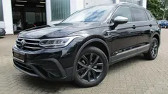 Schwarz Gebraucht 2024 VW Tiguan Allspace Life SUV | 39.990 € (Fairer Preis)