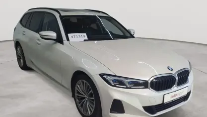 Gebraucht BMW 320 Sport Line 190 PS (139 kW) 2023 Mineralweiß metallic Kombi