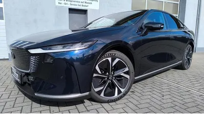 Neu Mazda 6e Takumi-Line 189 kW (258 PS) 2026 Mitternachtsblau metallic Limousine