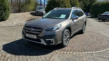 Neu Subaru Outback Platinum 169 PS (124 kW) 2026 Braun (brilliant bronze) Limousine