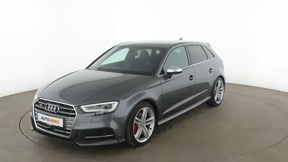 Grau Gebraucht 2018 Audi S3 Sport Limousine | 26.140 € (Fairer Preis)
