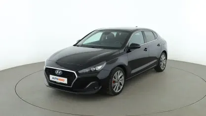 Gebraucht Hyundai i30 YES! 140 PS (102 kW) 2020 Schwarz Limousine