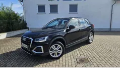 Brillantschwarz Gebraucht 2024 Audi Q2 Advanced SUV | 29.480 € (Fairer Preis)