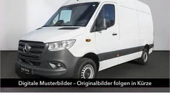 Weiß Gebraucht 2024 Mercedes Sprinter Van | 44.923 € (Fairer Preis)