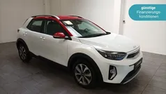 Rot Gebraucht 2022 Kia Stonic Vision SUV | 15.970 € (Fairer Preis)