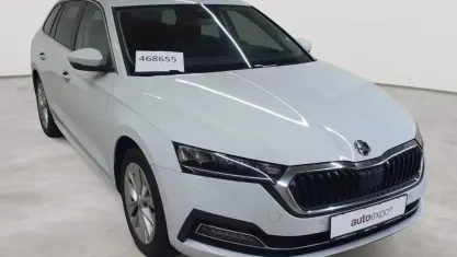 Gebraucht Skoda Octavia Style 150 PS (110 kW) 2023 Moonweiß perleffekt Kombi